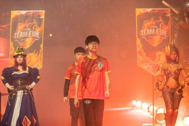 高度发达的 高度发达的