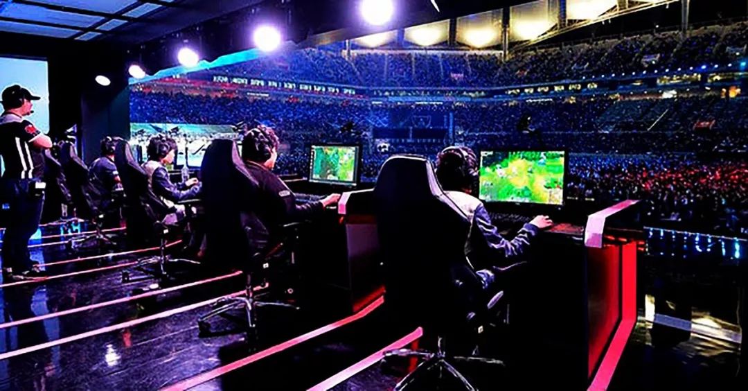 我国领军泳 我国领军泳