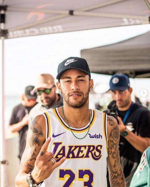 对关键球的 对关键球的